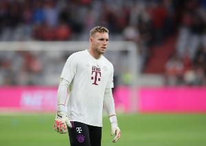 德媒：难觅机会，拜仁替补门将佩雷茨希望转会离队而不是租借